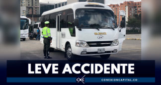 Accidente entre ruta escolar y motocicleta en el sur de Bogotá deja 13 lesionados
